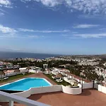 Island Village Heights Panoramic View Large Terrace San Eugenio Apartmán *