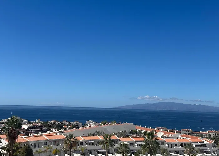 Island Village Heights Panoramic View Large Terrace San Eugenio Apartamento *